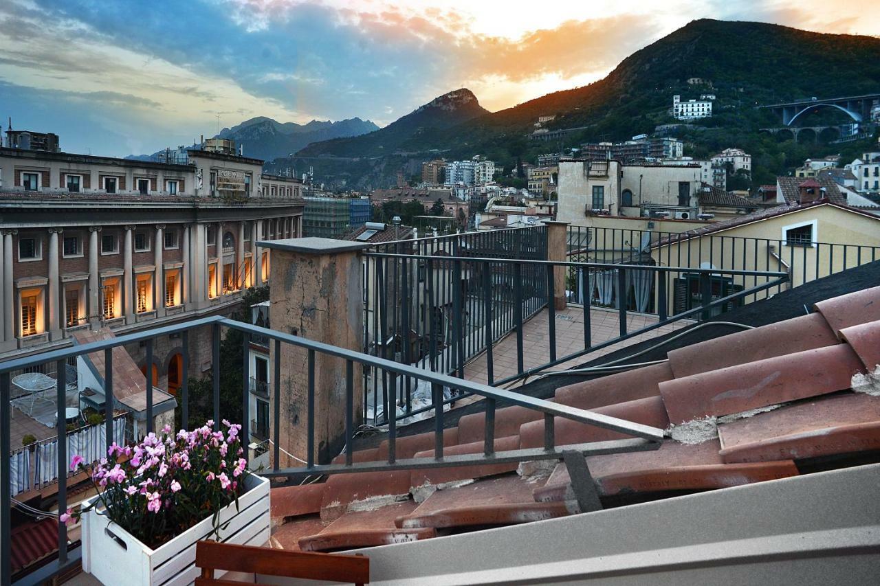 Willy'S Home Salerno Esterno foto