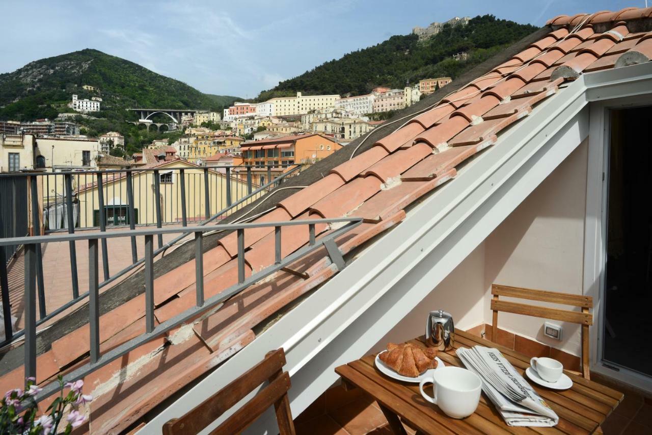 Willy'S Home Salerno Esterno foto